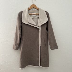 Babaton Atelier by Aritzia Cormac Wool Coat XXS (Fits XS) Taupe Beige Minimalist